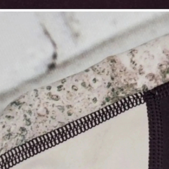 LULULEMON RETREAT 7/8ths YOGA PANTS BLACK CHERRY/SUGAR CRUSH COMBO SIZE 4 - Picture 13 of 14